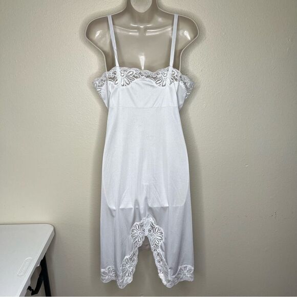 Vintage 60s 70s Shadowline White Lace Full Slip Adjustable Strap Women Size 36 - Picture 6 of 14